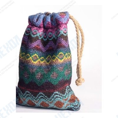 Мешочки и сумки из вязаной шерстяной ткани