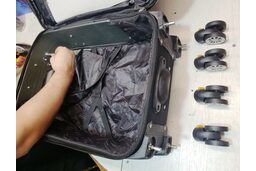 Ремонт и замена колес чемодана American Tourister
