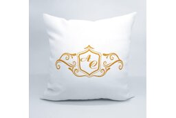Изготовление декоративных подушек с логотипом